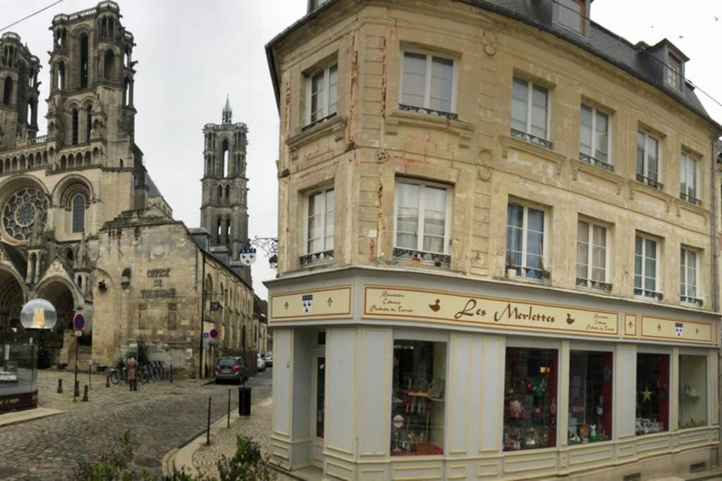 Laon : « Suite Privee Au Pied De La Cathedrale » Экстерьер фото
